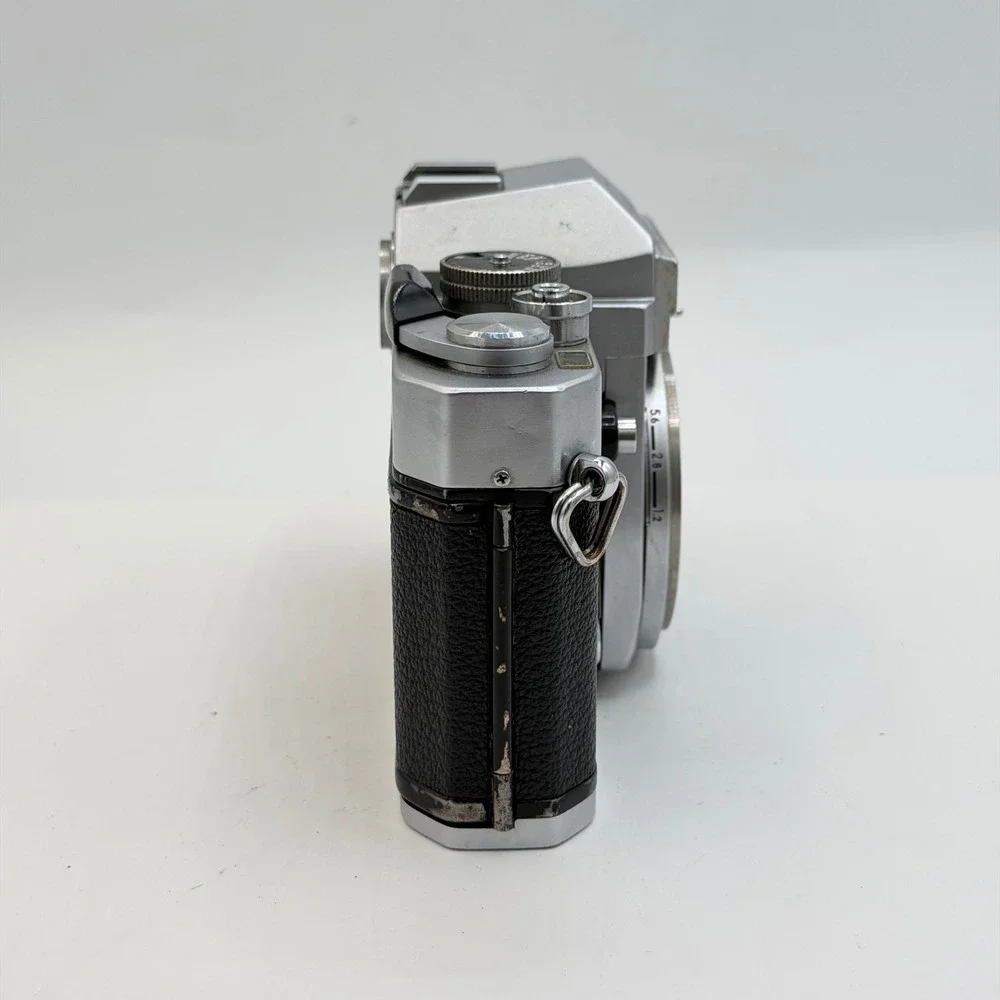 Nikon Nikkormat EL 35mm SLR Film Camera Body Silver Black Japan 5269134 TESTED